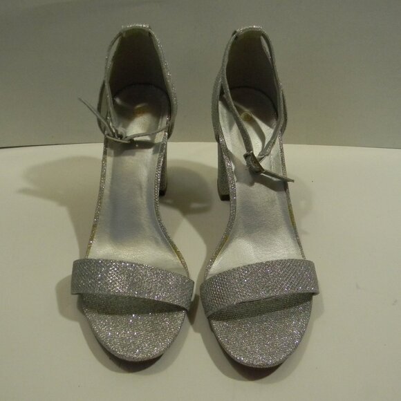 Sparkly Silver High Heel Strappy Sandal Women 8 Chunky Heel HOCO Bridesmaid - Picture 1 of 6